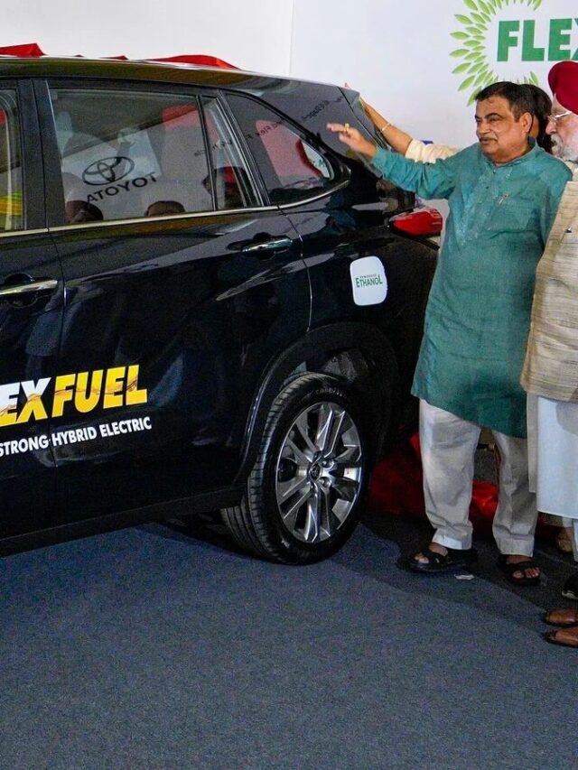 Toyota Innova Hycross Flex Fuel: Unveiled